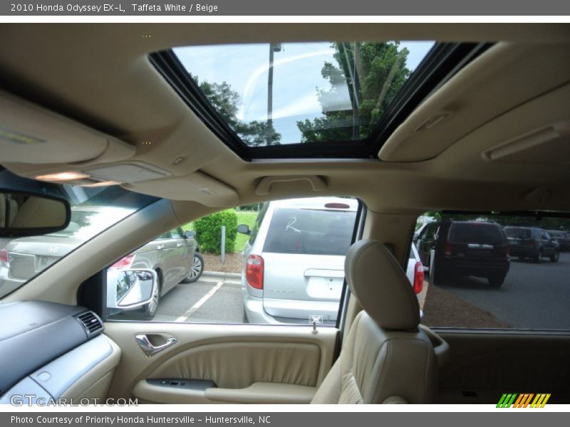 Taffeta White / Beige 2010 Honda Odyssey EX-L