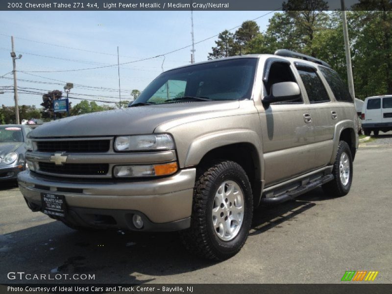 Light Pewter Metallic / Medium Gray/Neutral 2002 Chevrolet Tahoe Z71 4x4