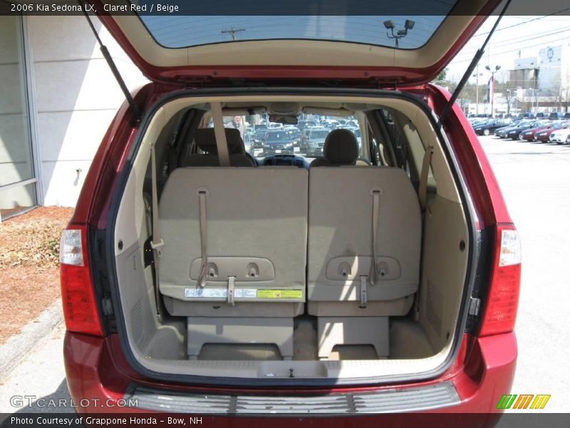 Claret Red / Beige 2006 Kia Sedona LX