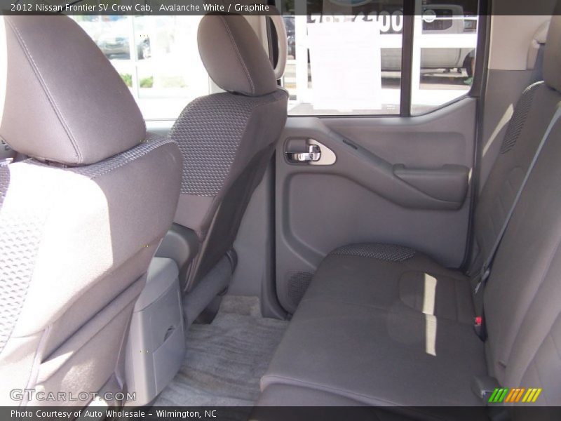 Avalanche White / Graphite 2012 Nissan Frontier SV Crew Cab