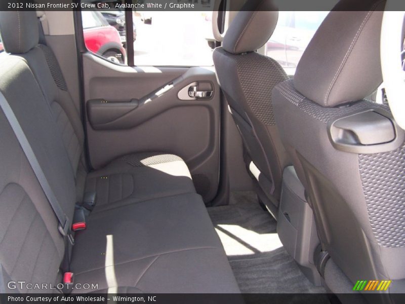 Avalanche White / Graphite 2012 Nissan Frontier SV Crew Cab