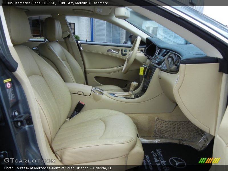Front Seat of 2009 CLS 550