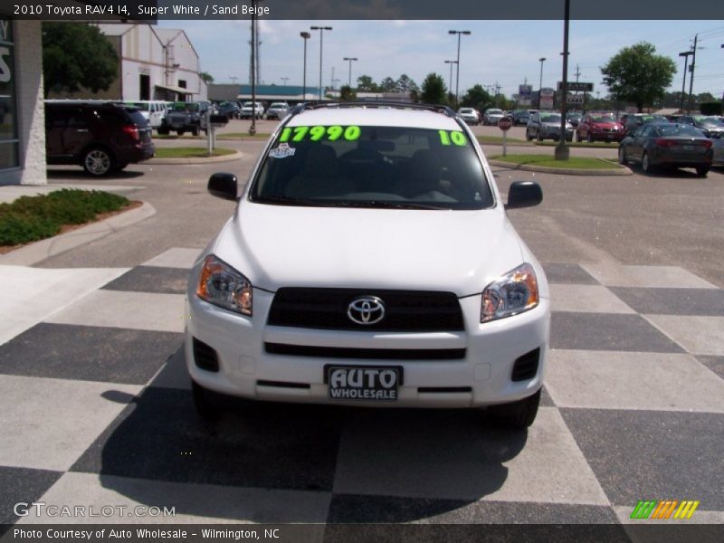 Super White / Sand Beige 2010 Toyota RAV4 I4