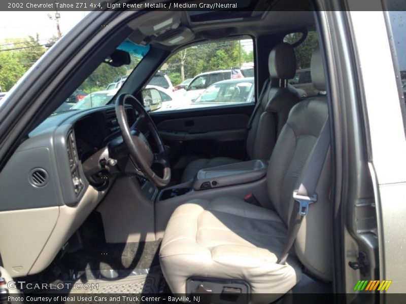 Light Pewter Metallic / Medium Gray/Neutral 2002 Chevrolet Tahoe Z71 4x4