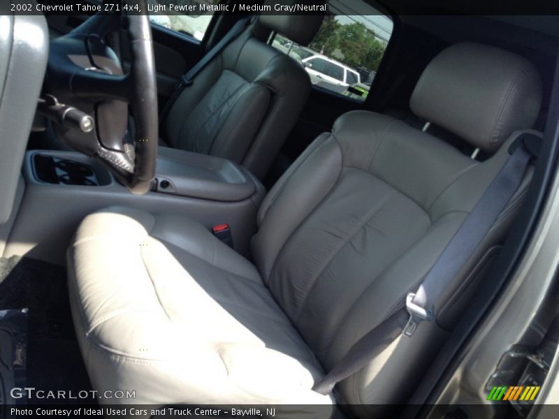 Light Pewter Metallic / Medium Gray/Neutral 2002 Chevrolet Tahoe Z71 4x4