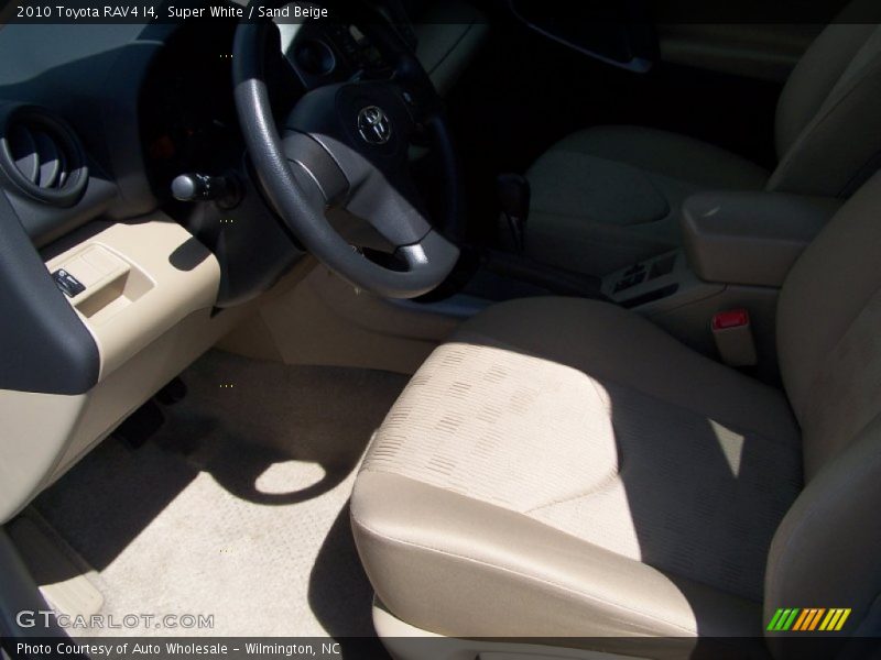 Super White / Sand Beige 2010 Toyota RAV4 I4