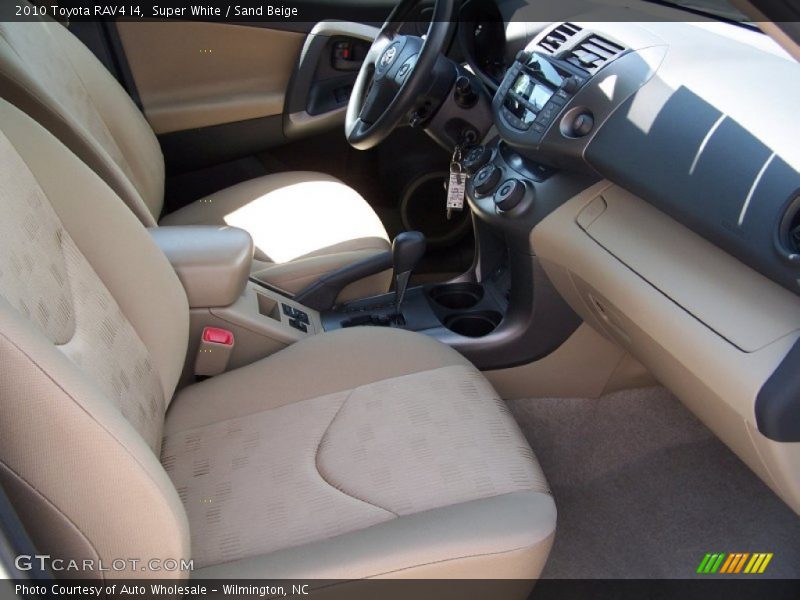 Super White / Sand Beige 2010 Toyota RAV4 I4