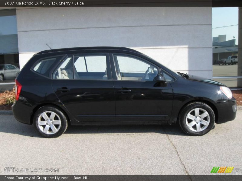 Black Cherry / Beige 2007 Kia Rondo LX V6