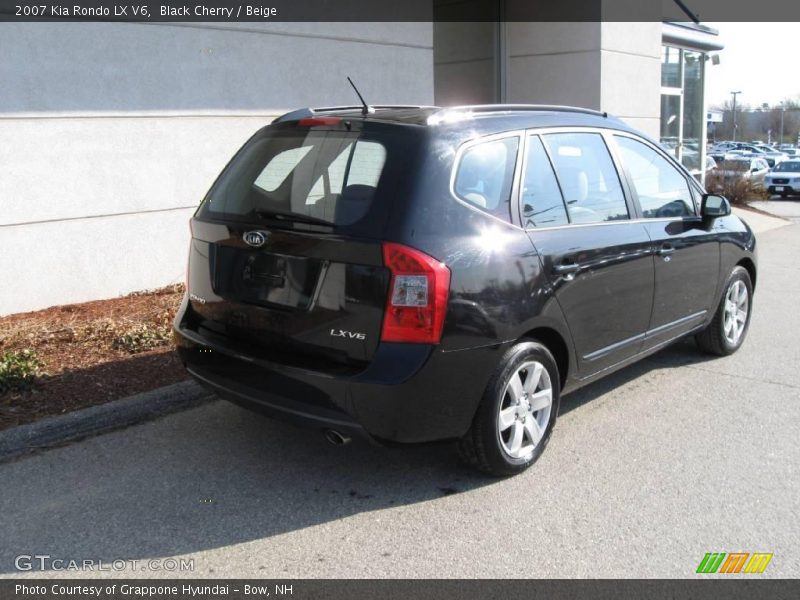 Black Cherry / Beige 2007 Kia Rondo LX V6