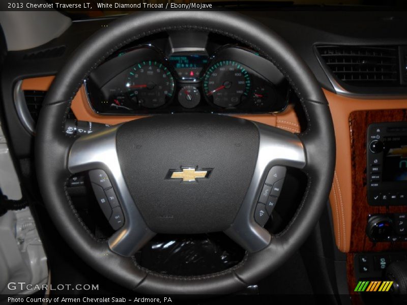 White Diamond Tricoat / Ebony/Mojave 2013 Chevrolet Traverse LT