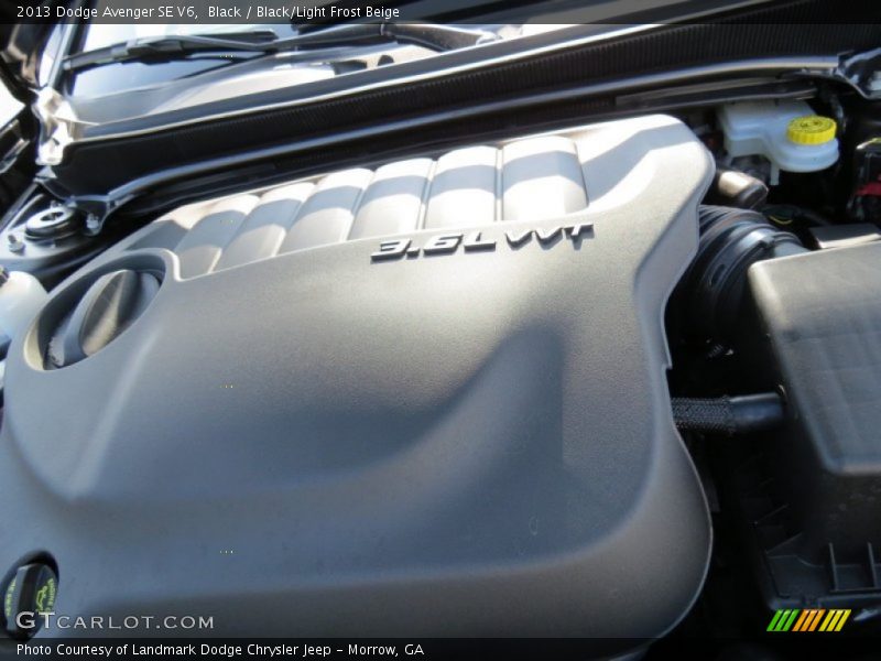 Black / Black/Light Frost Beige 2013 Dodge Avenger SE V6