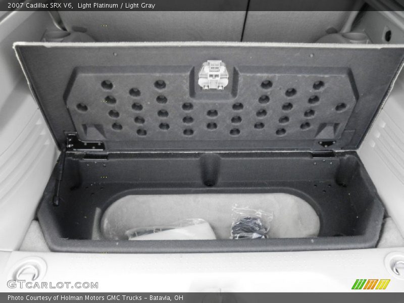  2007 SRX V6 Trunk