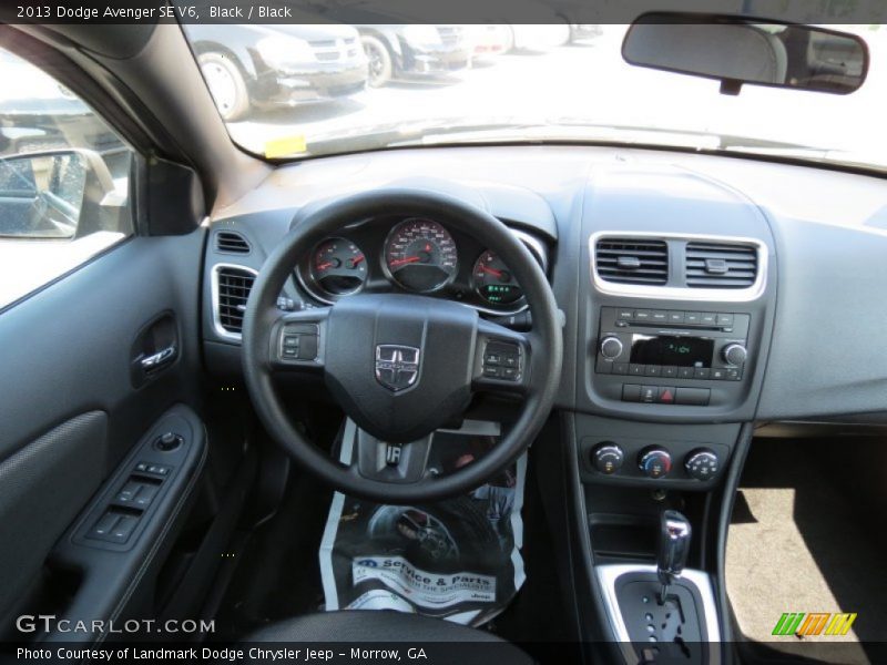 Black / Black 2013 Dodge Avenger SE V6