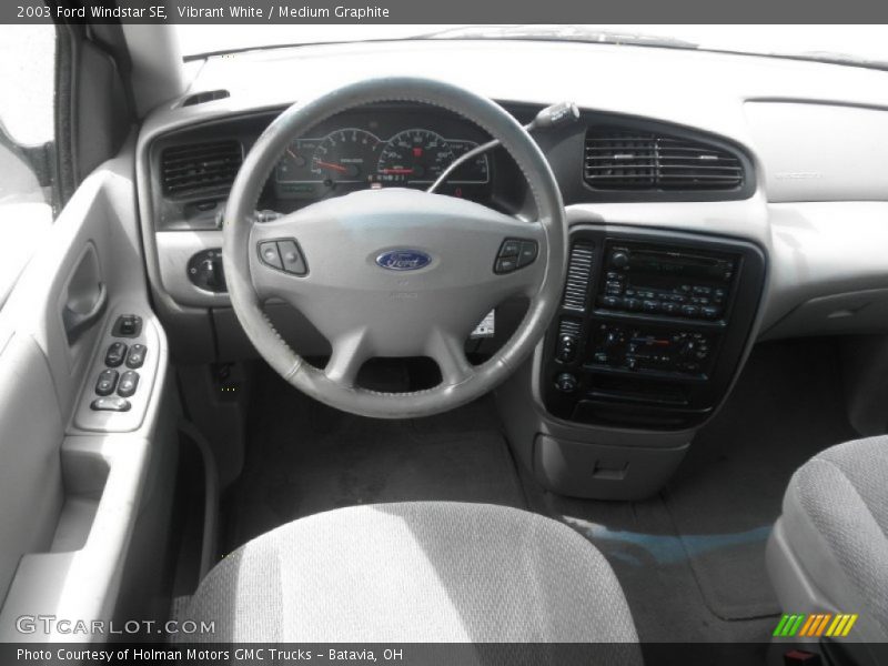 Vibrant White / Medium Graphite 2003 Ford Windstar SE