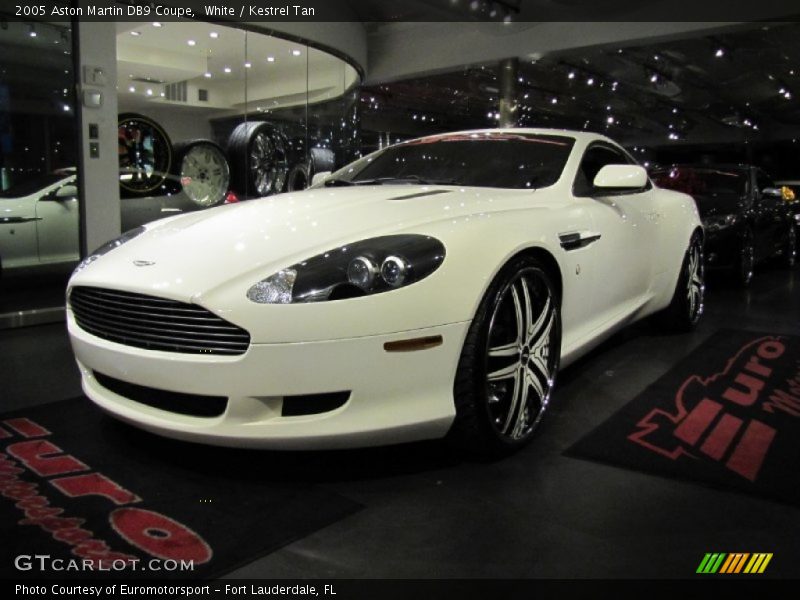 White / Kestrel Tan 2005 Aston Martin DB9 Coupe