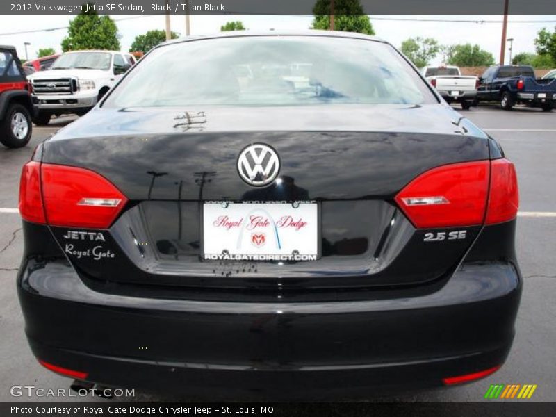 Black / Titan Black 2012 Volkswagen Jetta SE Sedan