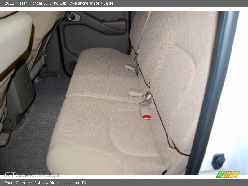 Avalanche White / Beige 2012 Nissan Frontier SV Crew Cab