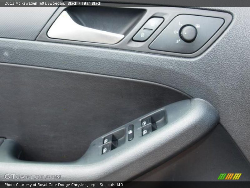 Black / Titan Black 2012 Volkswagen Jetta SE Sedan
