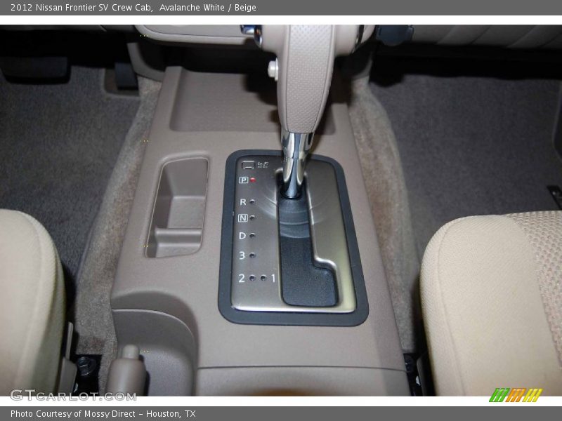 Avalanche White / Beige 2012 Nissan Frontier SV Crew Cab
