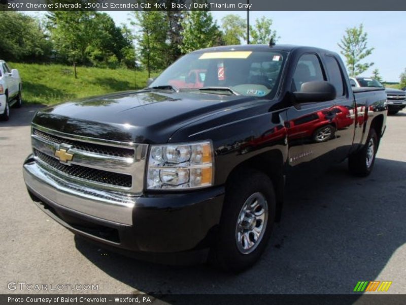 Black / Dark Titanium Gray 2007 Chevrolet Silverado 1500 LS Extended Cab 4x4