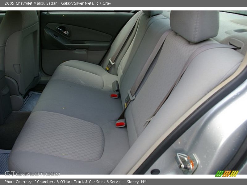 Galaxy Silver Metallic / Gray 2005 Chevrolet Malibu Sedan