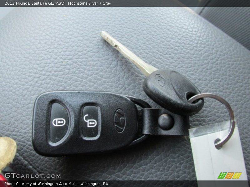 Moonstone Silver / Gray 2012 Hyundai Santa Fe GLS AWD