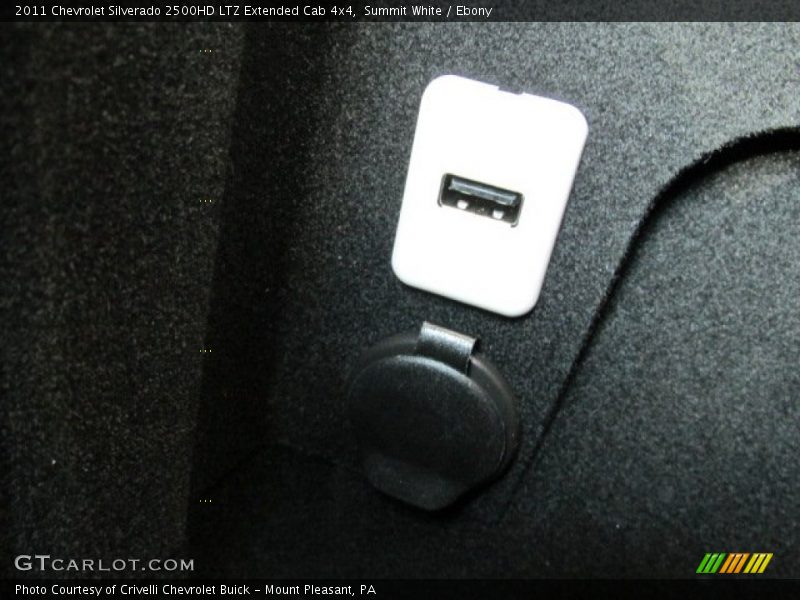 Summit White / Ebony 2011 Chevrolet Silverado 2500HD LTZ Extended Cab 4x4