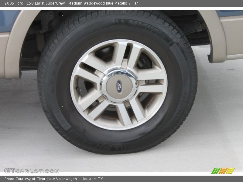 Medium Wedgewood Blue Metallic / Tan 2005 Ford F150 Lariat SuperCrew