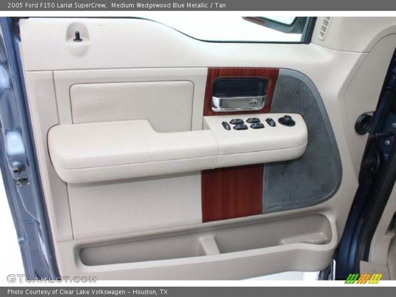 Door Panel of 2005 F150 Lariat SuperCrew