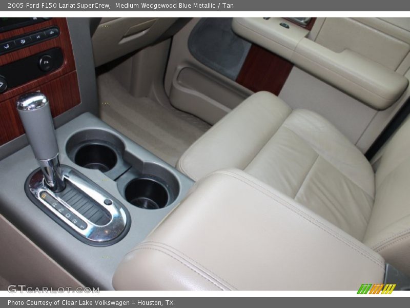 Medium Wedgewood Blue Metallic / Tan 2005 Ford F150 Lariat SuperCrew