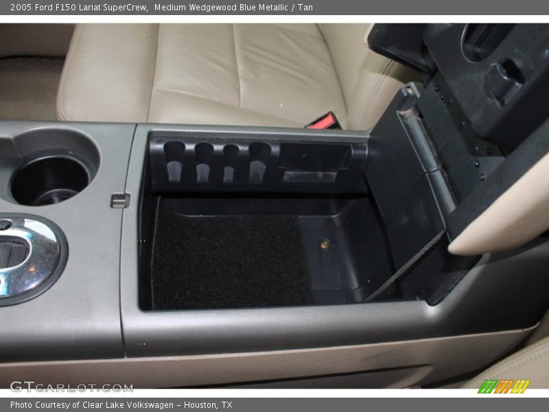 Medium Wedgewood Blue Metallic / Tan 2005 Ford F150 Lariat SuperCrew