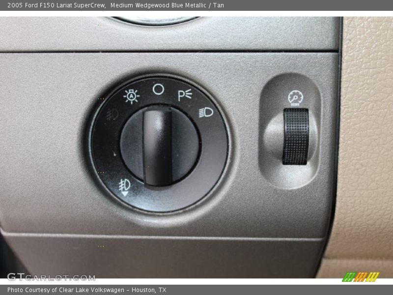 Controls of 2005 F150 Lariat SuperCrew