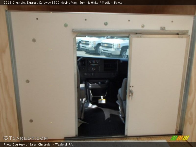 Summit White / Medium Pewter 2013 Chevrolet Express Cutaway 3500 Moving Van
