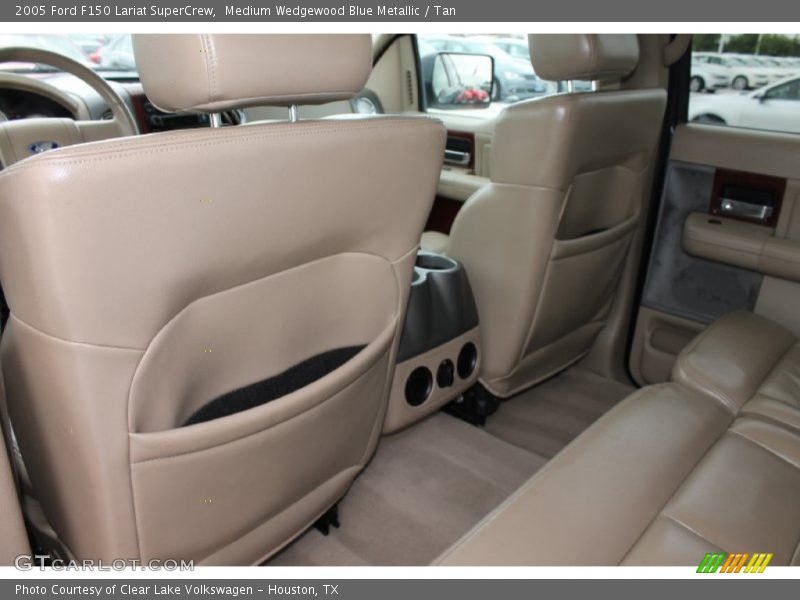 Medium Wedgewood Blue Metallic / Tan 2005 Ford F150 Lariat SuperCrew