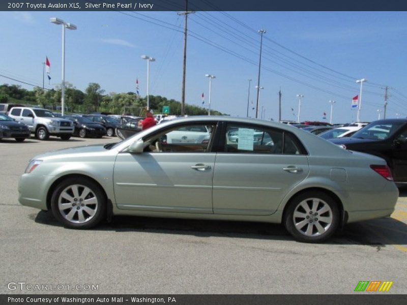 Silver Pine Pearl / Ivory 2007 Toyota Avalon XLS