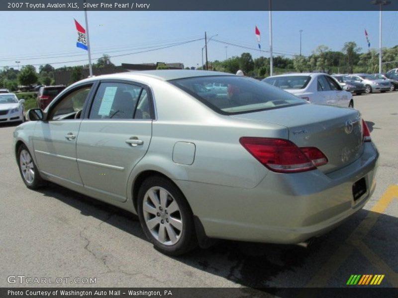 Silver Pine Pearl / Ivory 2007 Toyota Avalon XLS
