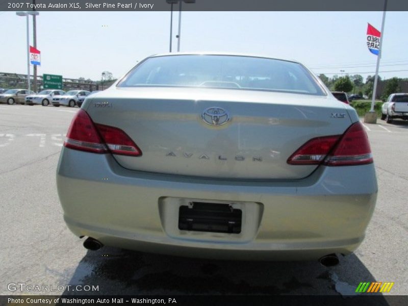 Silver Pine Pearl / Ivory 2007 Toyota Avalon XLS