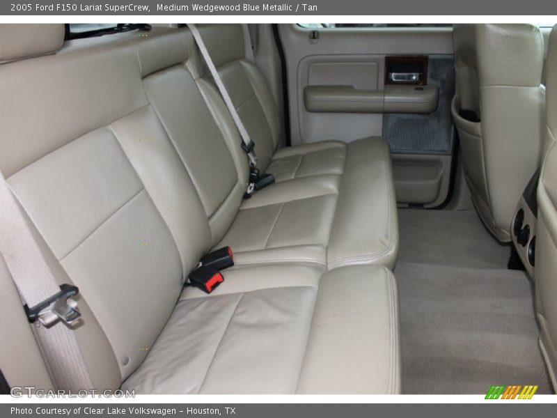 Medium Wedgewood Blue Metallic / Tan 2005 Ford F150 Lariat SuperCrew