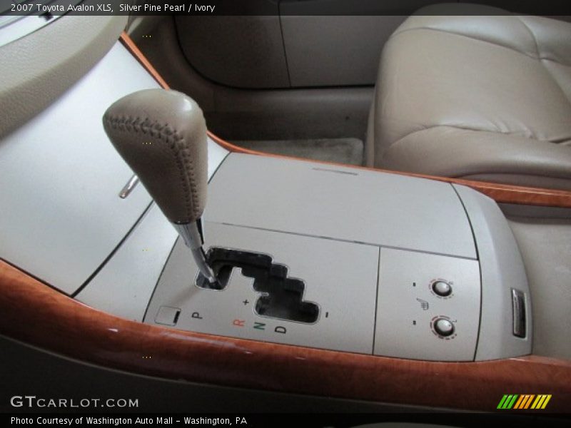 Silver Pine Pearl / Ivory 2007 Toyota Avalon XLS