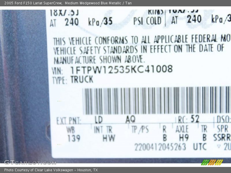 Medium Wedgewood Blue Metallic / Tan 2005 Ford F150 Lariat SuperCrew