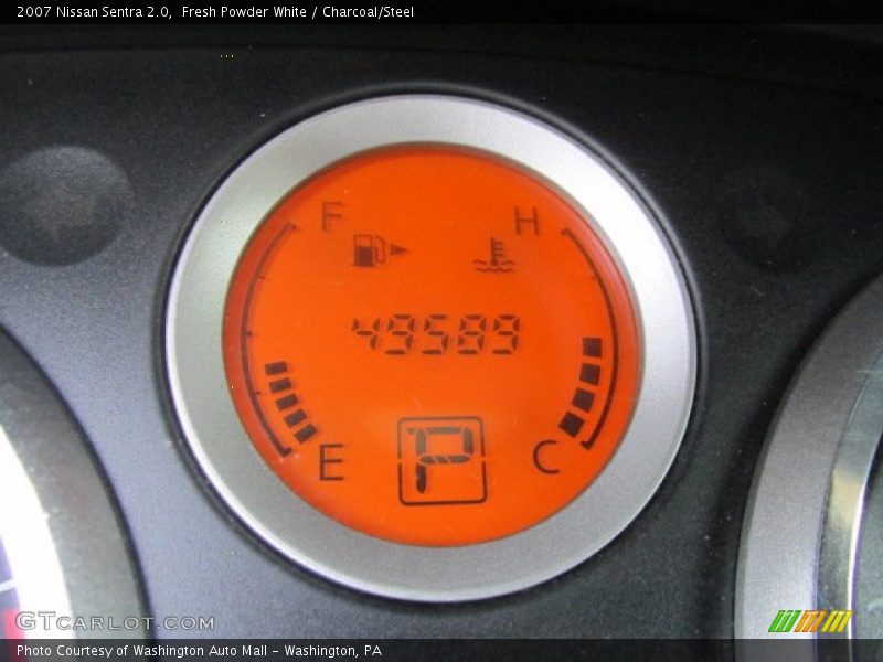 Fresh Powder White / Charcoal/Steel 2007 Nissan Sentra 2.0