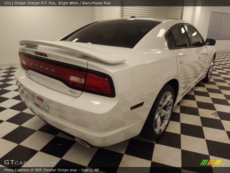 Bright White / Black/Radar Red 2011 Dodge Charger R/T Plus