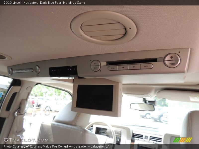 Entertainment System of 2010 Navigator 