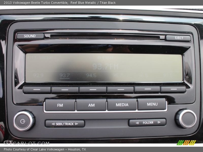 Audio System of 2013 Beetle Turbo Convertible