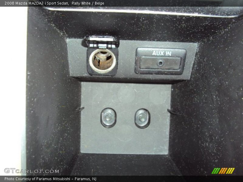 Rally White / Beige 2008 Mazda MAZDA3 i Sport Sedan
