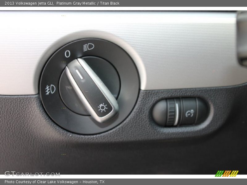 Controls of 2013 Jetta GLI