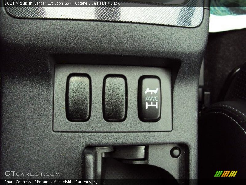 Octane Blue Pearl / Black 2011 Mitsubishi Lancer Evolution GSR