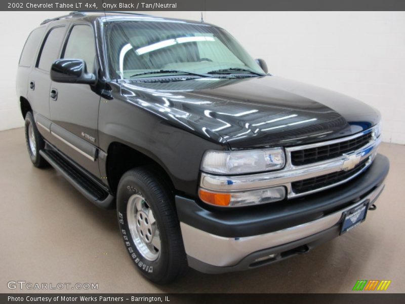 Onyx Black / Tan/Neutral 2002 Chevrolet Tahoe LT 4x4