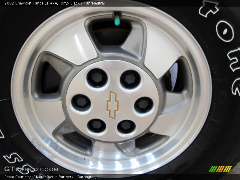 Onyx Black / Tan/Neutral 2002 Chevrolet Tahoe LT 4x4