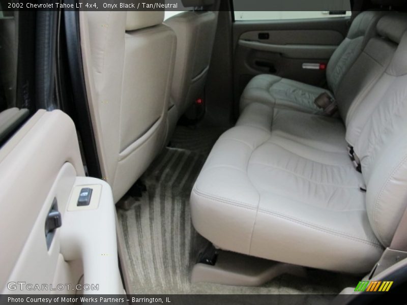 Onyx Black / Tan/Neutral 2002 Chevrolet Tahoe LT 4x4
